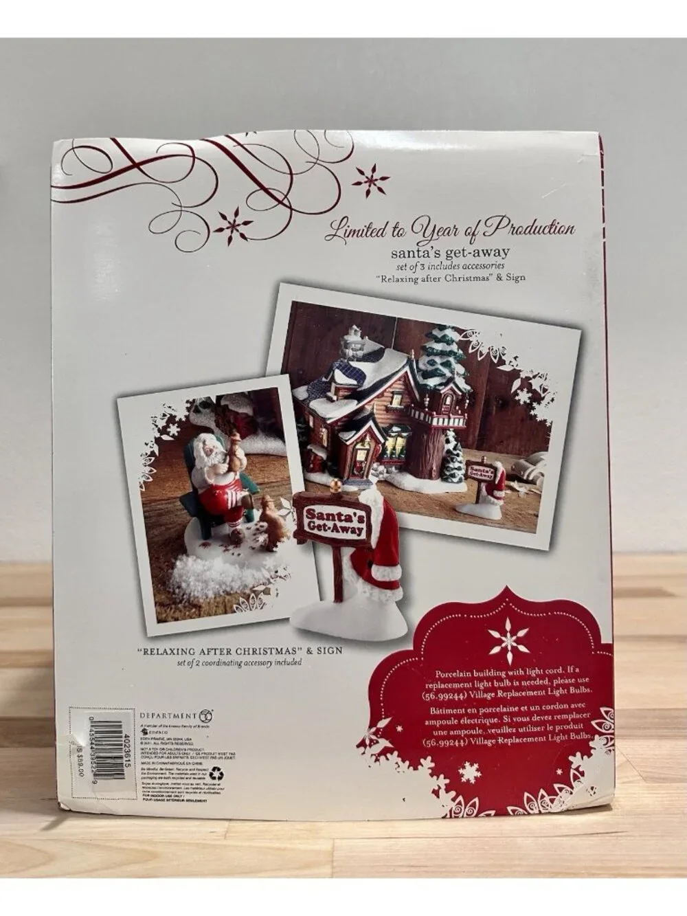 Dept 56 Santa's Get Away North Pole Christmas Village Mint in Box w/ Accessories